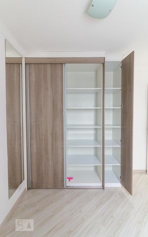 Apartamento à venda com 50m², 2 quartos e 1 vagaQuarto 2 - armário