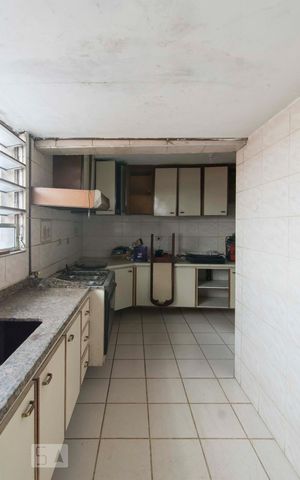 Casa à venda com 150m², 3 quartos e 2 vagasCozinha