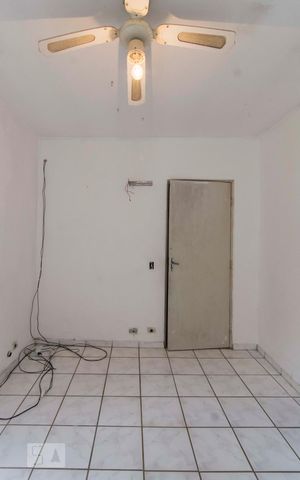 Casa à venda com 150m², 3 quartos e 2 vagasSuíte 1