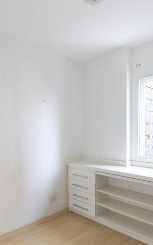 Apartamento à venda com 81m², 3 quartos e 2 vagasQuarto 2