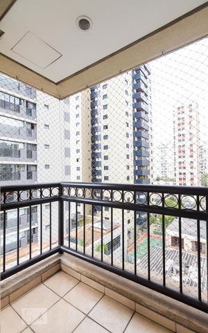 Apartamento à venda com 81m², 3 quartos e 2 vagasVaranda do Quarto 3 - Suíte