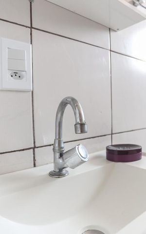 Apartamento à venda com 49m², 2 quartos e 1 vaga Apartamento à venda com 49m², 2 quartos e 1 vagaBanheiro