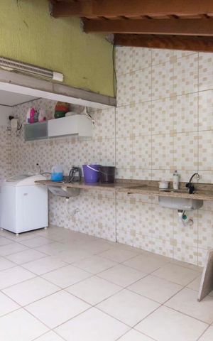 Casa à venda com 270m², 3 quartos e 8 vagasQuintal