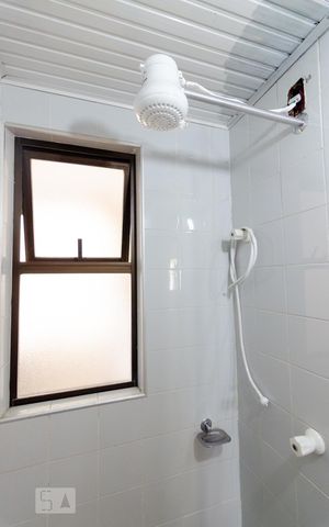 Apartamento para alugar com 70m², 2 quartos e 1 vaga Apartamento para alugar com 70m², 2 quartos e 1 vagaBanheiro