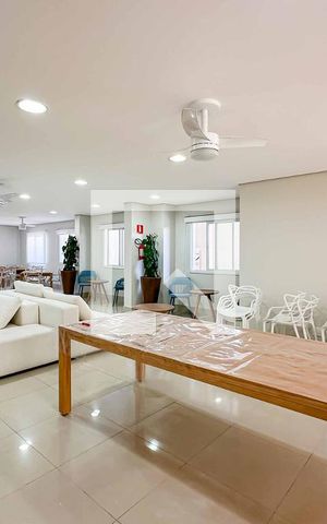 Apartamento para alugar com 178m², 3 quartos e 3 vagas Apartamento para alugar com 178m², 3 quartos e 3 vagasÁrea comum - Salão de festas