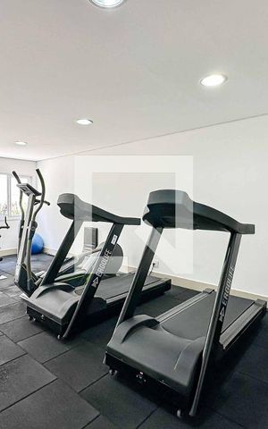 Apartamento para alugar com 178m², 3 quartos e 3 vagas Apartamento para alugar com 178m², 3 quartos e 3 vagasÁrea comum - Academia