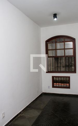 Casa de condomínio para alugar com 80m², 2 quartos e 1 vagaSuíte