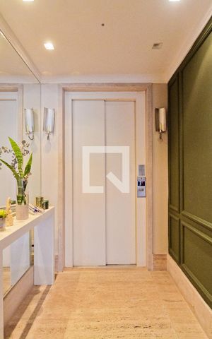 Apartamento à venda com 186m², 3 quartos e 3 vagasHall de entrada