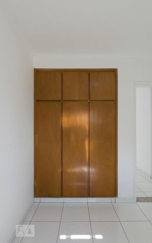 Apartamento à venda com 58m², 2 quartos e 1 vagaQuarto 1 (Armários)