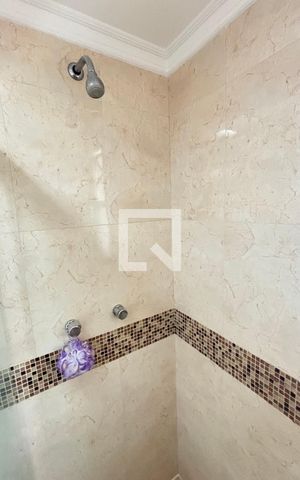 Apartamento à venda com 92m², 3 quartos e 2 vagas Apartamento à venda com 92m², 3 quartos e 2 vagasBanheiro da Suíte