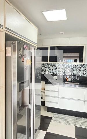 Apartamento à venda com 92m², 3 quartos e 2 vagas Apartamento à venda com 92m², 3 quartos e 2 vagasCozinha
