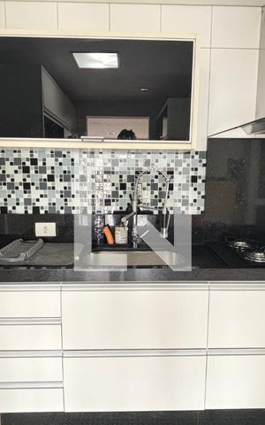 Apartamento à venda com 92m², 3 quartos e 2 vagas Apartamento à venda com 92m², 3 quartos e 2 vagasCozinha