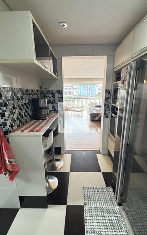 Apartamento à venda com 92m², 3 quartos e 2 vagas Apartamento à venda com 92m², 3 quartos e 2 vagasCozinha