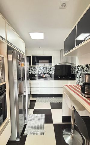 Apartamento à venda com 92m², 3 quartos e 2 vagas Apartamento à venda com 92m², 3 quartos e 2 vagasCozinha
