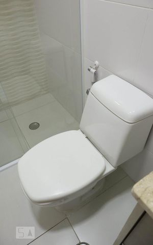 Apartamento para alugar com 69m², 2 quartos e 1 vaga