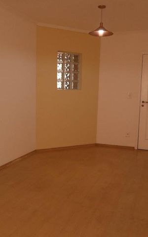 Apartamento para alugar com 69m², 2 quartos e 1 vaga