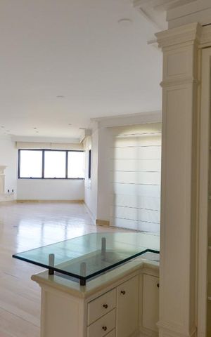 Apartamento para alugar com 291m², 3 quartos e 4 vagas