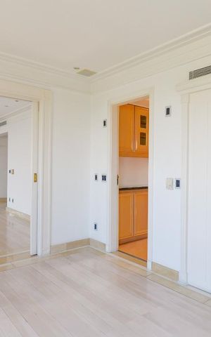 Apartamento para alugar com 291m², 3 quartos e 4 vagas