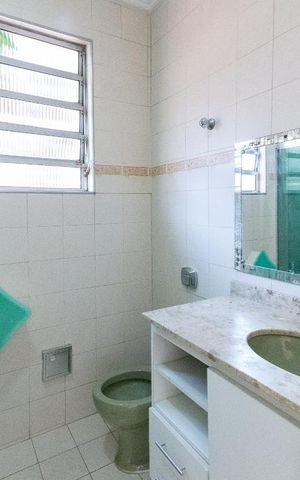 Casa para alugar com 160m², 3 quartos e 2 vagasBanheiro 1