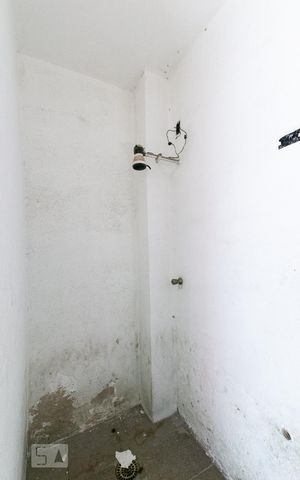 Casa para alugar com 160m², 3 quartos e 2 vagasBanheiro de Serviço