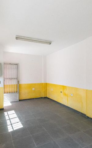Casa para alugar com 160m², 3 quartos e 2 vagasDepósito