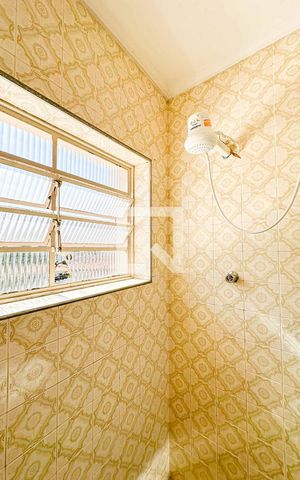 Casa para alugar com 78m², 1 quarto e sem vaga Casa para alugar com 78m², 1 quarto e sem vagaBanheiro