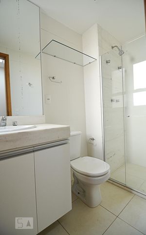 Apartamento à venda com 83m², 3 quartos e 2 vagasBanheiro da Suíte