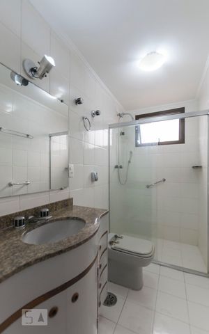 Apartamento à venda com 140m², 3 quartos e 2 vagasBanheiro social