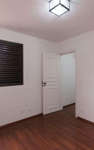 Apartamento à venda com 140m², 3 quartos e 2 vagasQuarto 1