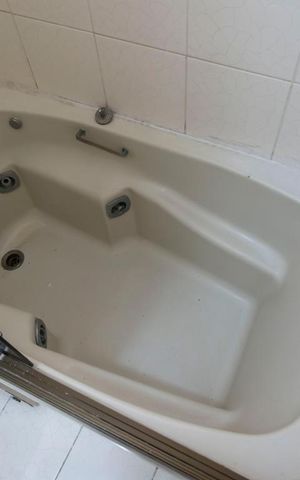 Apartamento à venda com 140m², 3 quartos e 2 vagasQuarto 3 - Suíte/ Banheiro (Banheira)