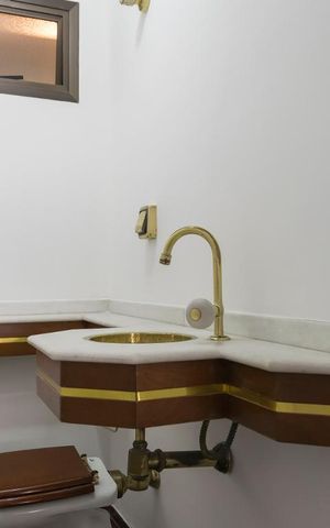 Apartamento à venda com 140m², 3 quartos e 2 vagasLavabo (Pia)