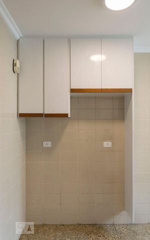 Apartamento à venda com 140m², 3 quartos e 2 vagasCozinha (Armários)