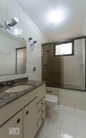 Apartamento à venda com 140m², 3 quartos e 2 vagasQuarto 3 - Suíte/ Banheiro