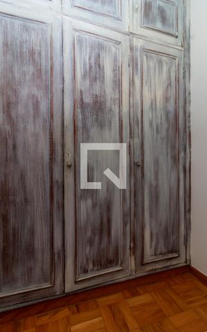 Casa para alugar com 250m², 3 quartos e 2 vagas Casa para alugar com 250m², 3 quartos e 2 vagasSuíte - Closet