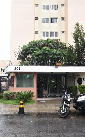 Apartamento para alugar com 49m², 2 quartos e 1 vaga Apartamento para alugar com 49m², 2 quartos e 1 vagaEntrada