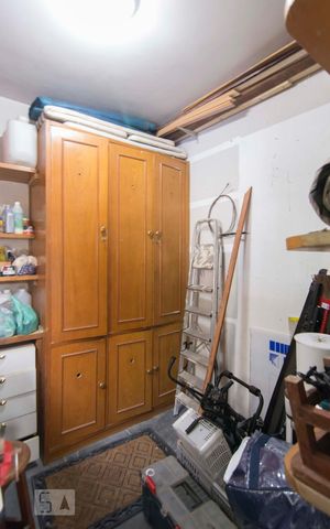 Casa à venda com 500m², 5 quartos e 6 vagasQuarto de serviço