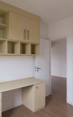 Apartamento à venda com 80m², 3 quartos e 3 vagasQuarto 2