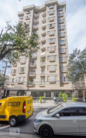 Apartamento para alugar com 90m², 3 quartos e 1 vaga Apartamento para alugar com 90m², 3 quartos e 1 vagaFachada