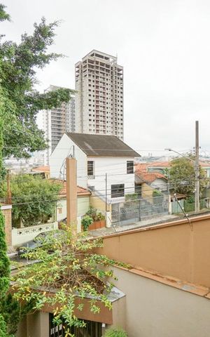 Casa à venda com 450m², 4 quartos e 6 vagasVista varanda suíte 4