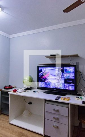Casa à venda com 400m², 4 quartos e 2 vagas Casa à venda com 400m², 4 quartos e 2 vagasQuarto 4
