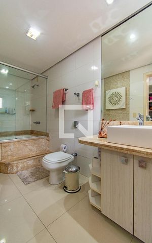 Casa à venda com 400m², 4 quartos e 2 vagas Casa à venda com 400m², 4 quartos e 2 vagasBanheiro - Quarto