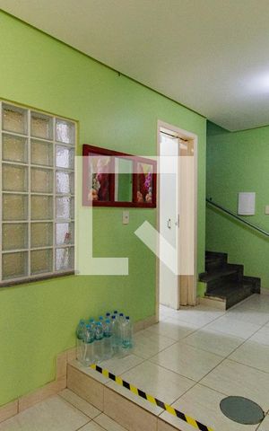 Casa à venda com 400m², 4 quartos e 2 vagas Casa à venda com 400m², 4 quartos e 2 vagasÁrea de Serviço