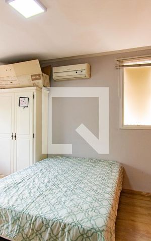 Casa à venda com 400m², 4 quartos e 2 vagas Casa à venda com 400m², 4 quartos e 2 vagasQuarto 3