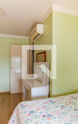 Casa à venda com 400m², 4 quartos e 2 vagas Casa à venda com 400m², 4 quartos e 2 vagasQuarto 2
