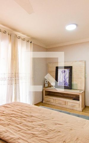 Casa à venda com 400m², 4 quartos e 2 vagas Casa à venda com 400m², 4 quartos e 2 vagasQuarto