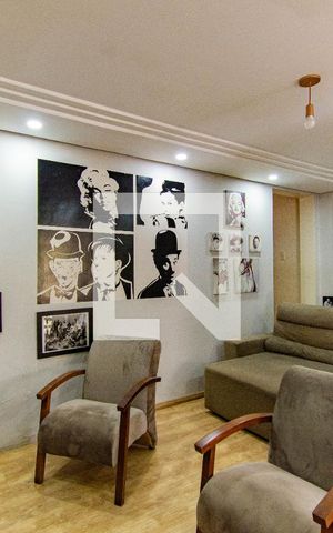 Casa à venda com 400m², 4 quartos e 2 vagas Casa à venda com 400m², 4 quartos e 2 vagasSala