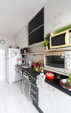 Apartamento para alugar com 73m², 2 quartos e 1 vagaCozinha