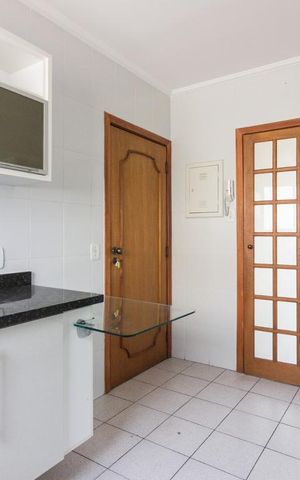 Apartamento à venda com 94m², 3 quartos e 2 vagasCozinha