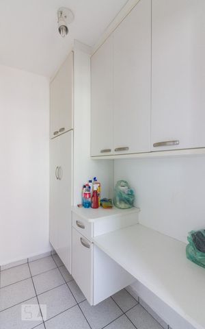 Apartamento à venda com 94m², 3 quartos e 2 vagasQuarto de Serviço