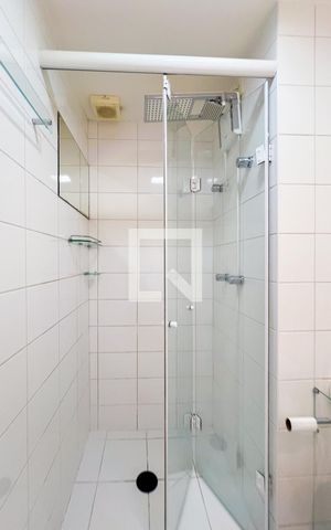 Apartamento à venda com 58m², 2 quartos e 1 vaga Apartamento à venda com 58m², 2 quartos e 1 vagaBanheiro